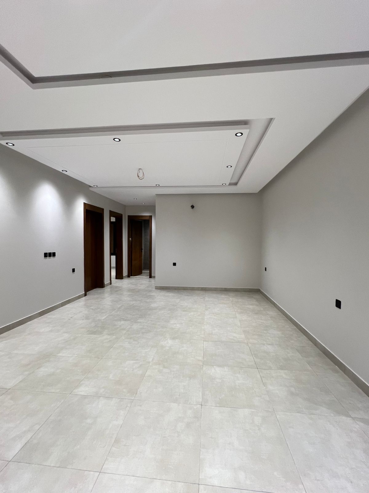apartment  5 غرف بمشروع السرايا