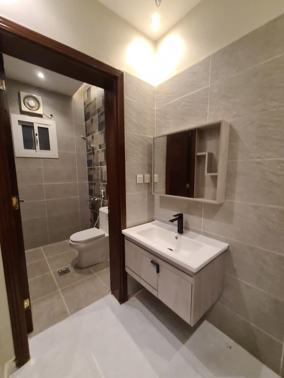 apartment  مشروع الصقاء ( شارع أم القرى )