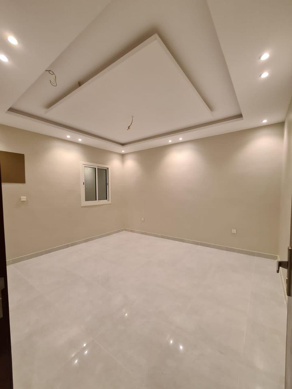 apartment  مشروع الصقاء ( شارع أم القرى )
