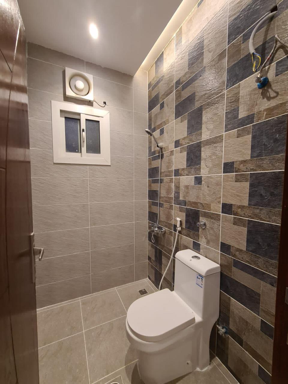 apartment  مشروع الصقاء ( شارع أم القرى )