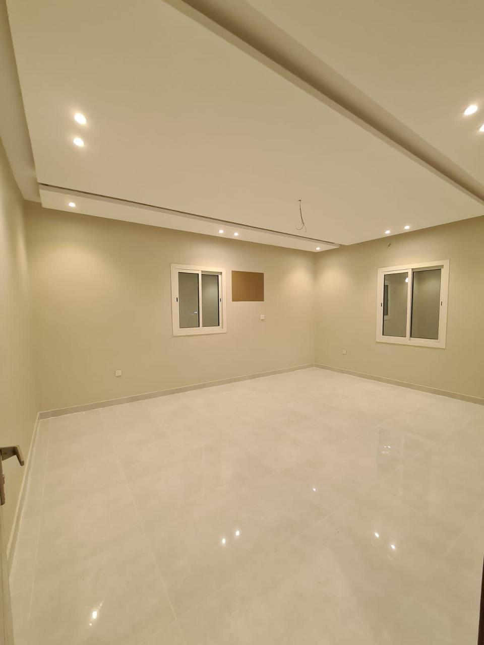apartment  مشروع الصقاء ( شارع أم القرى )