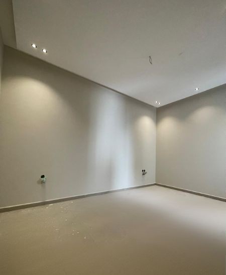 roof  الورود روف 5غرف A1