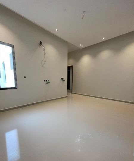 roof  الورود روف 5غرف A1